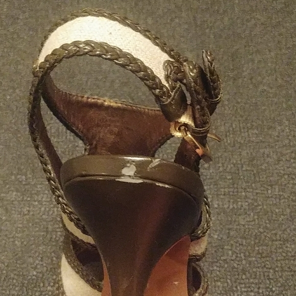 Tahari Heels - Picture 4 of 4